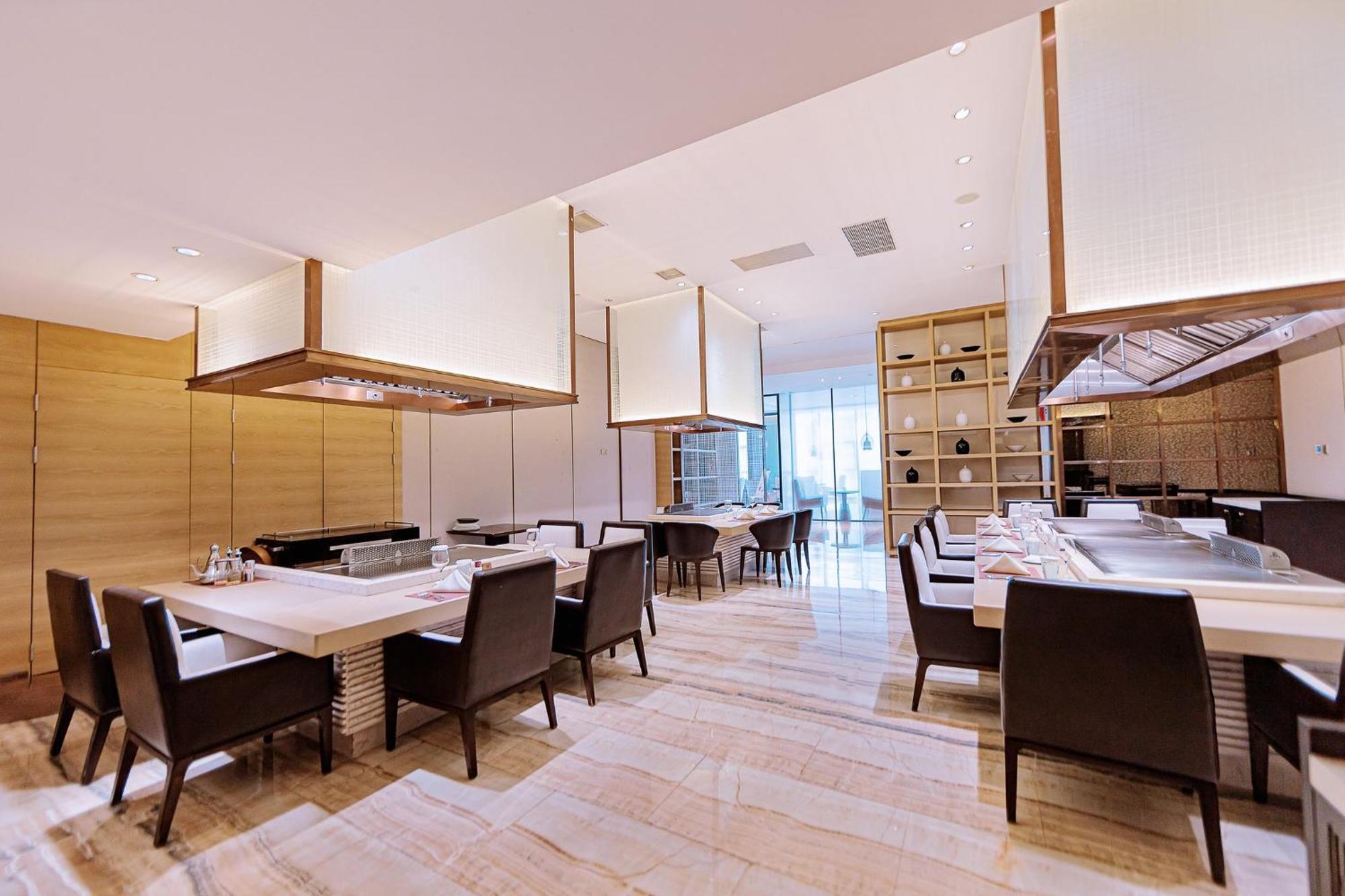 Crowne Plaza Yibin By Ihg Hotel Ngoại thất bức ảnh