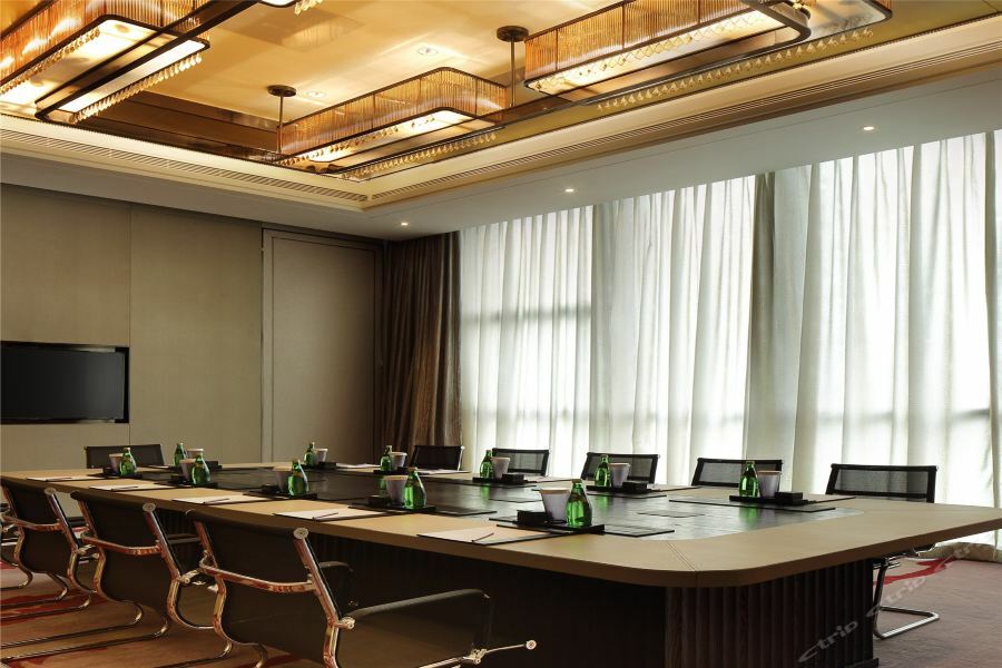 Crowne Plaza Yibin By Ihg Hotel Ngoại thất bức ảnh